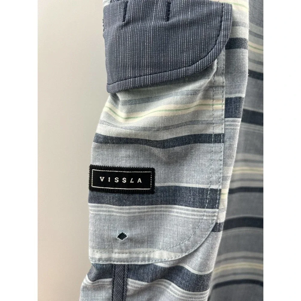 Vissla Men’s Board Shorts Hook & Loop Closure Blue Stripe Pockets Size 38 EUC